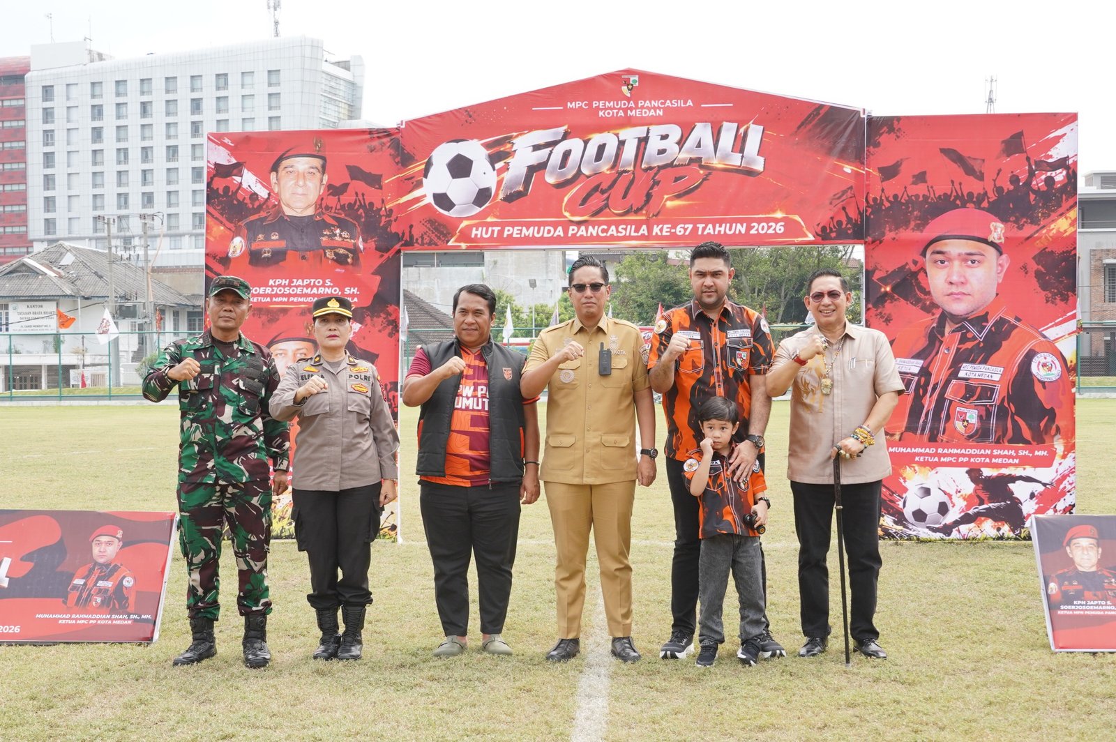 Hadiri Pembukaan Turnamen Football Cup Hut ke-67 Pemuda Pancasila, Wali Kota Medan : Tunjukkan Semangat Sportivitas dan Kekeluargaan