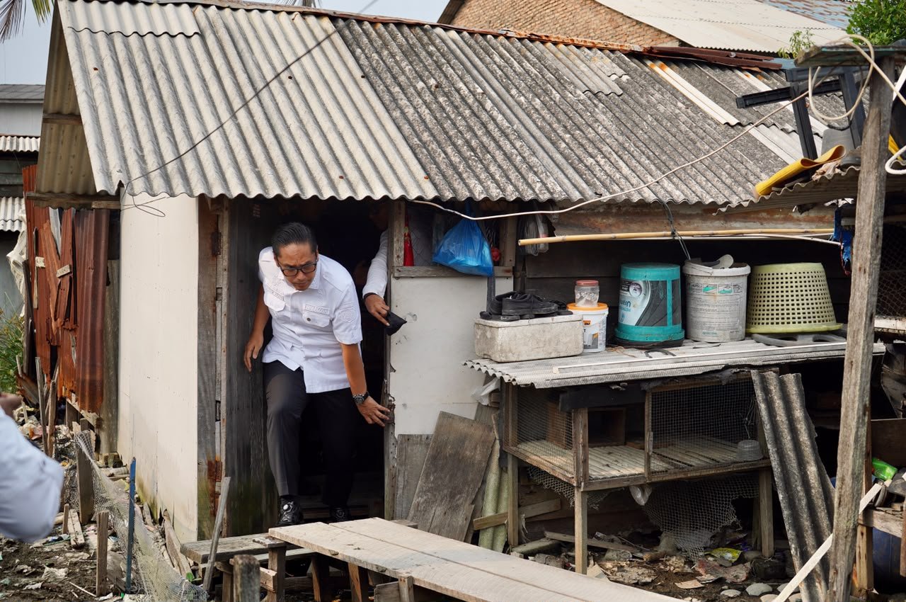 Rico Waas Segera Bangun Rumah Cica yang 10 Tahun Tinggal di Dapur